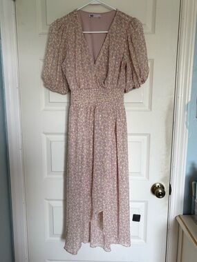 SO Blush Floral Midi Dress with Puff Sleeves